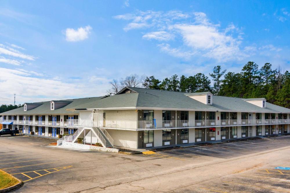 Motel-6 Lagrange Ga